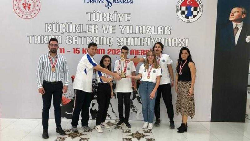 Seyhanlı satrançcılar Türkiye 3.sü oldu