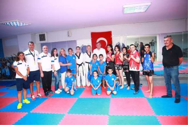 Seyhan Belediyesi yaz spor okulları açıldı