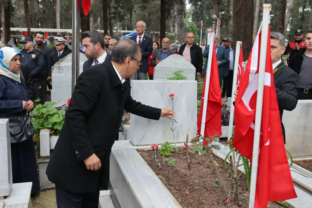 EROL KAHRAMAN, “ÇANAKKALE KAHRAMANLARININ İSTİKLAL DESTANI, İSTİKBALİMİZİ AYDINLATIYOR”